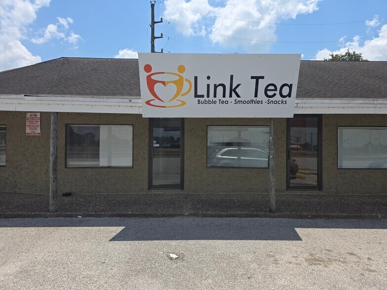 418 Highway 90 W, Sealy, TX for lease - Building Photo - Image 1 of 23