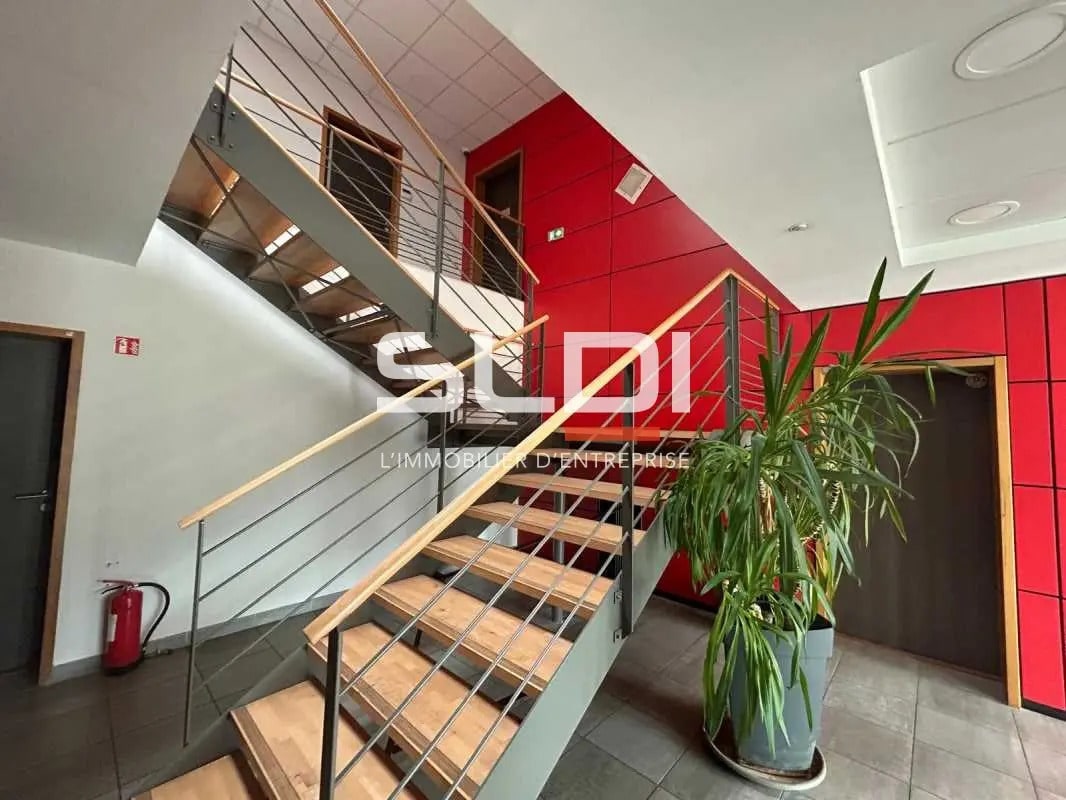 Office in Limas for sale Interior Photo- Image 1 of 9