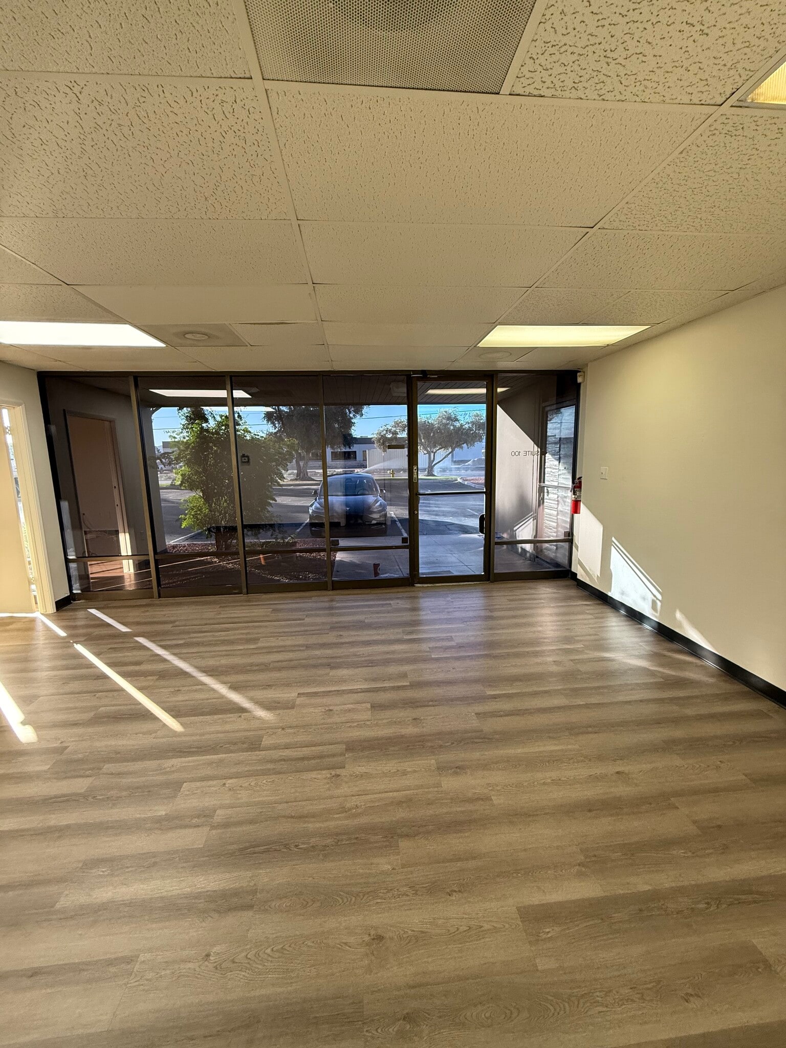 1950 E Watkins St, Phoenix, AZ for lease Interior Photo- Image 1 of 6