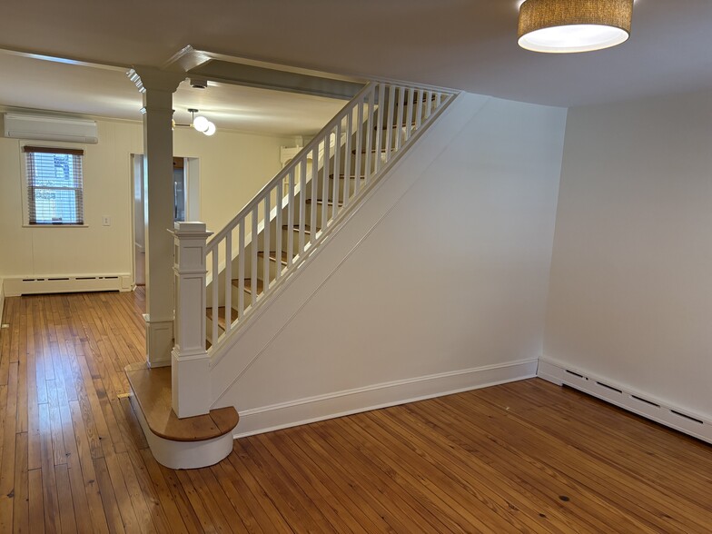 7719 Germantown Ave, Philadelphia, PA for lease - Building Photo - Image 2 of 17