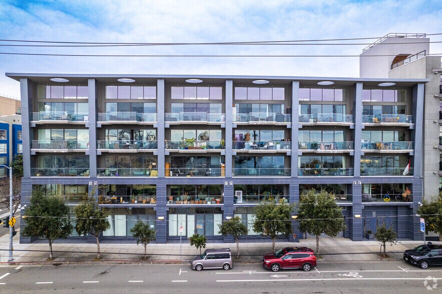 680 Illinois St, San Francisco, CA à louer - Photo du bâtiment - Image 3 de 4