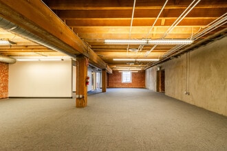 625 2nd St, San Francisco, CA for lease Interior Photo- Image 2 of 7