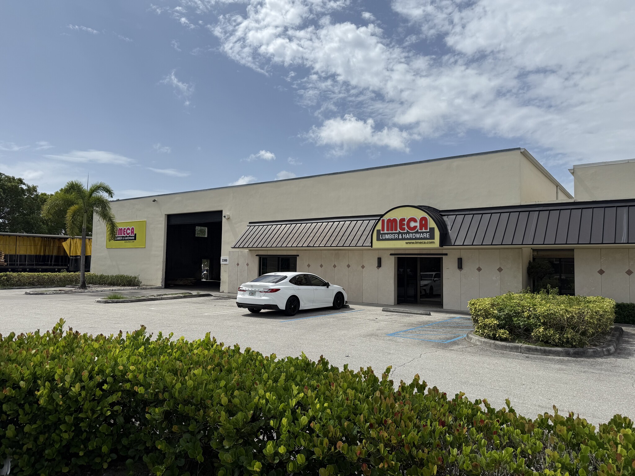3308 W 45th St, West Palm Beach, FL for lease Building Photo- Image 1 of 7