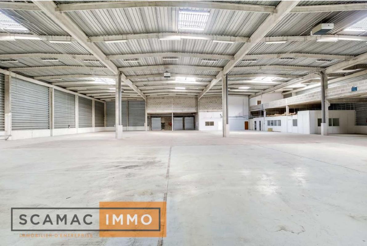 Industrial in COURCOURONNES for lease Interior Photo- Image 1 of 13
