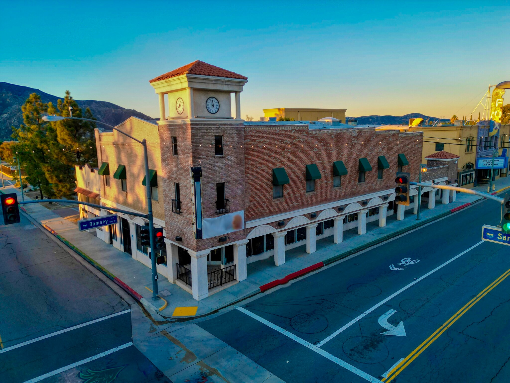 42 W Ramsey St, Banning, CA for lease Building Photo- Image 1 of 11