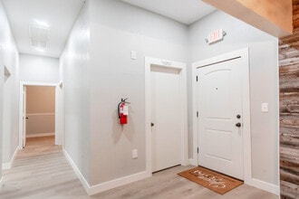 3109 Roberts Cut Off Rd, Fort Worth, TX for sale Interior Photo- Image 2 of 8