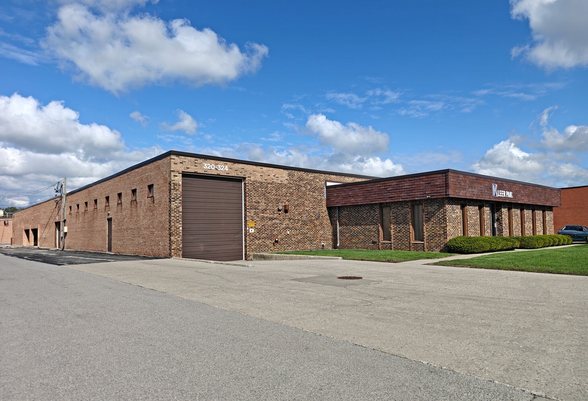 320 S La Londe Ave, Addison, IL à louer Photo principale- Image 1 de 10
