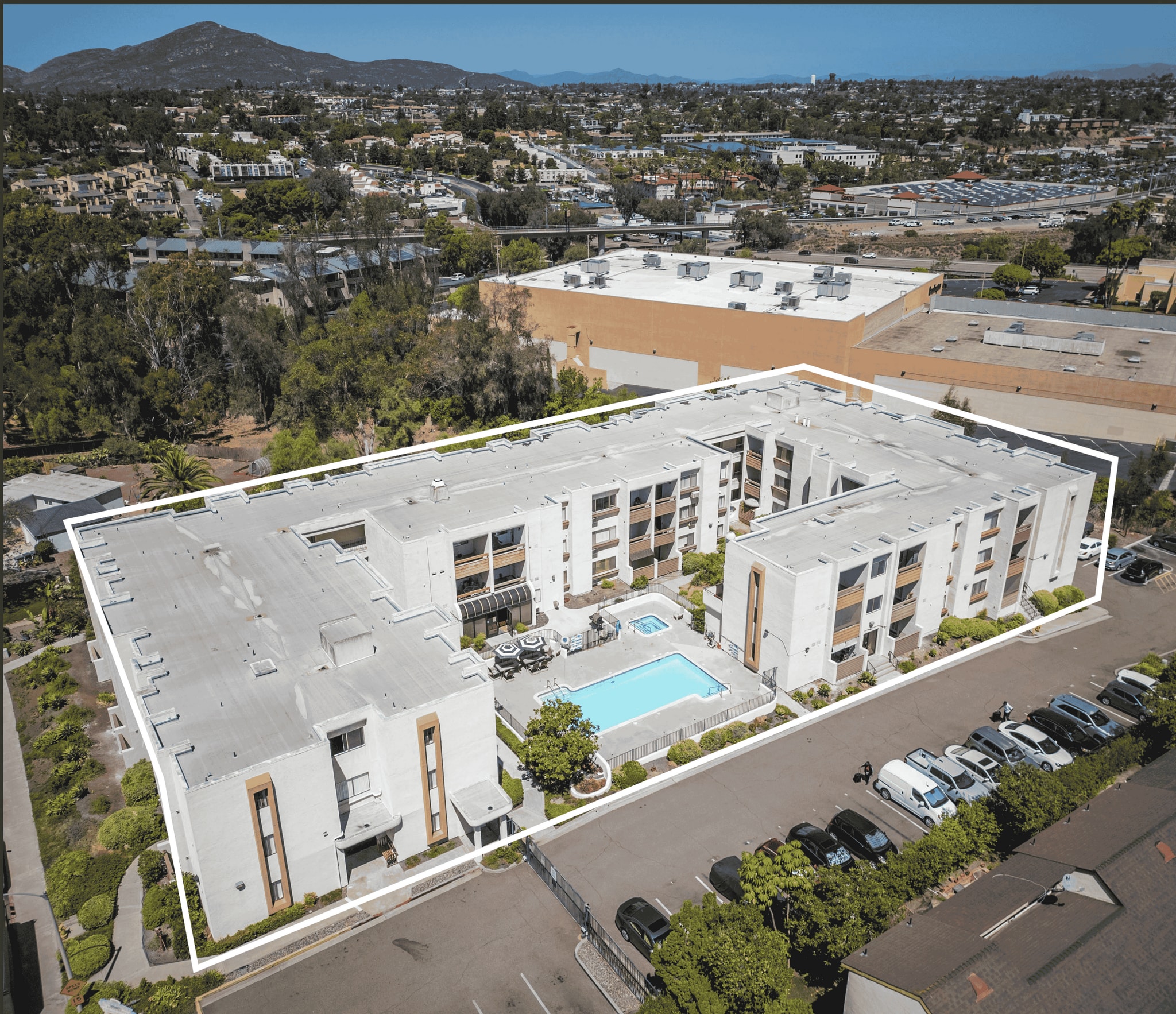 5041 Guava Ave, La Mesa, CA for sale Primary Photo- Image 1 of 29