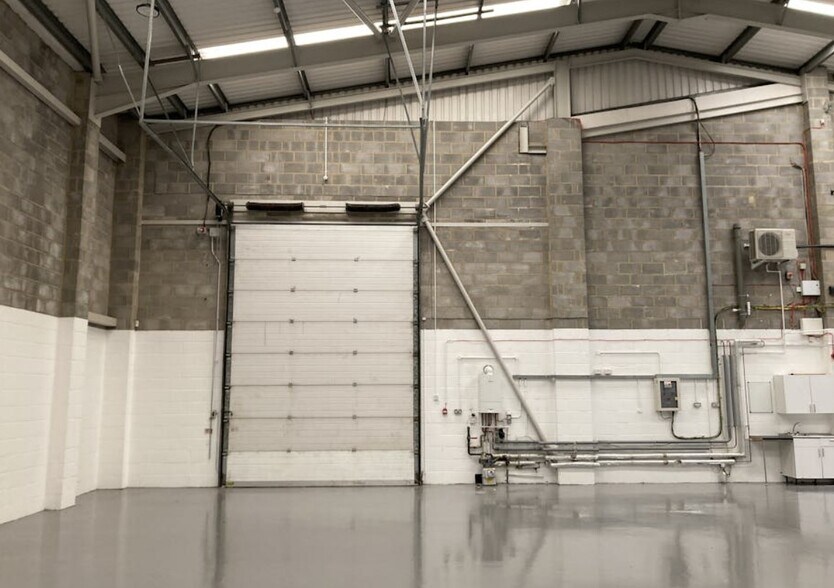 Dunbeath Ct, Swindon à louer - Photo intérieure - Image 2 de 9