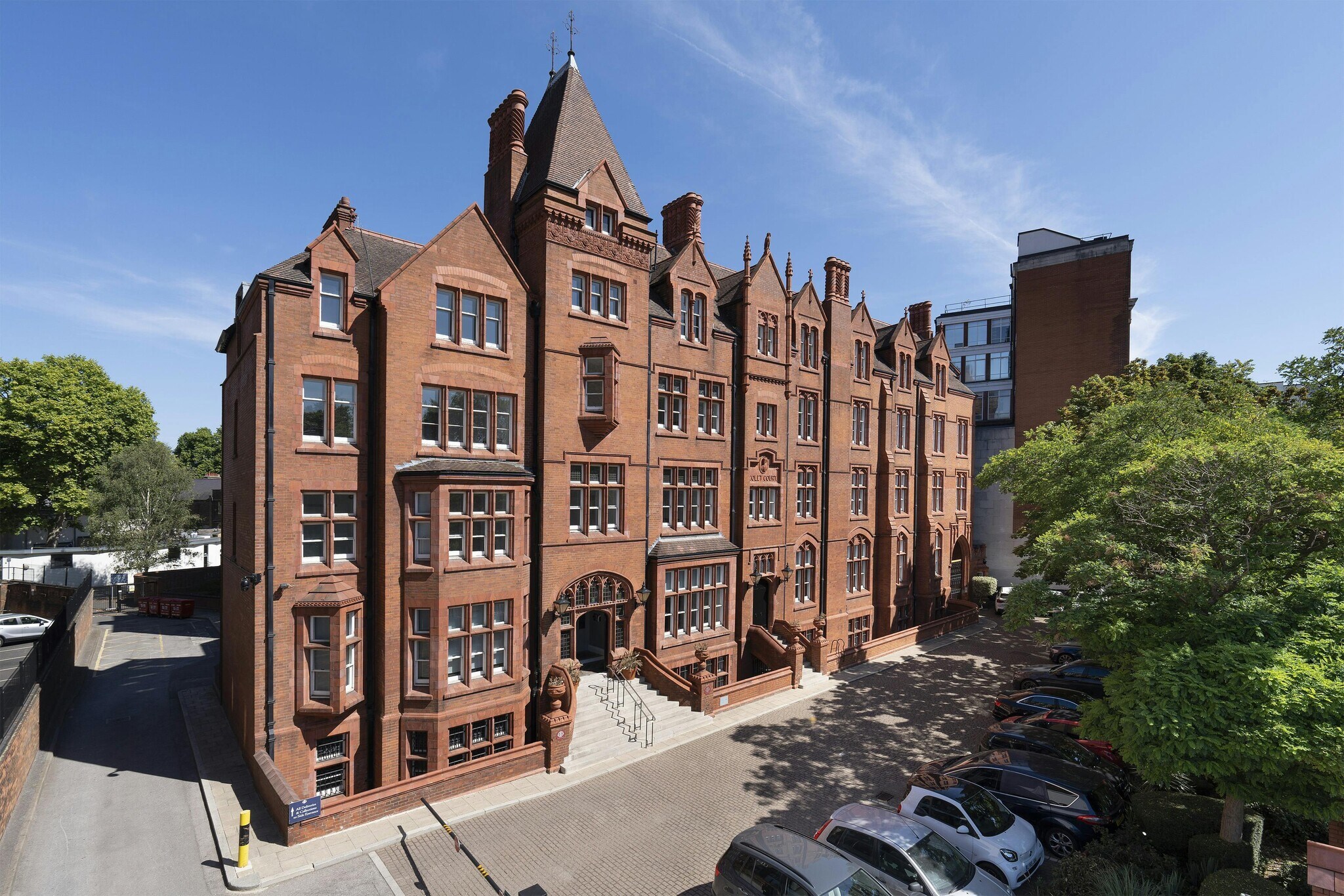 100 Hammersmith Rd, Londres à louer Photo du bâtiment- Image 1 de 17