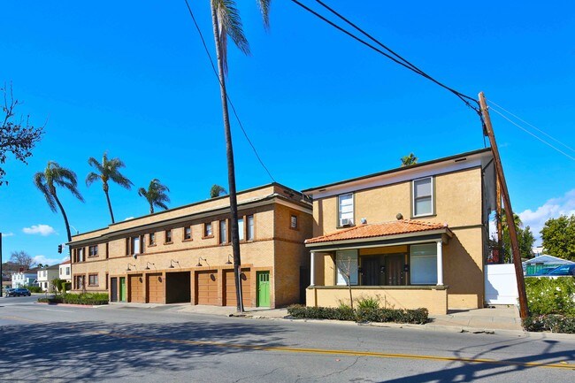 More details for 1301 N Broadway, Santa Ana, CA - Multifamily for Sale