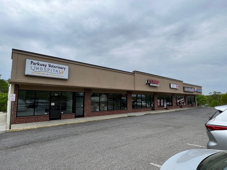 2445 E Washington Ave, Vinton, VA for lease - Building Photo - Image 2 of 3