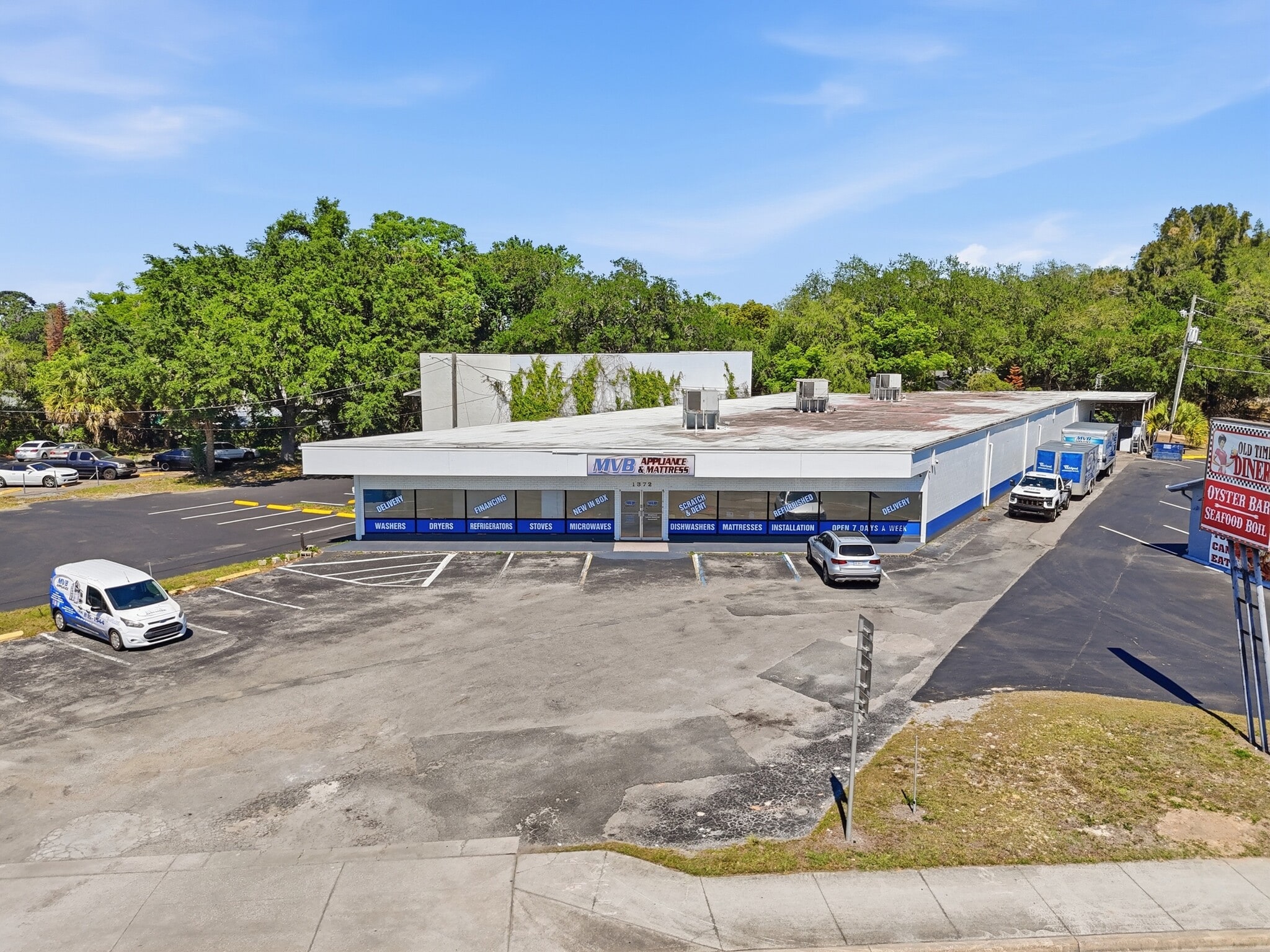 1372 W North Blvd, Leesburg, FL for sale Primary Photo- Image 1 of 9