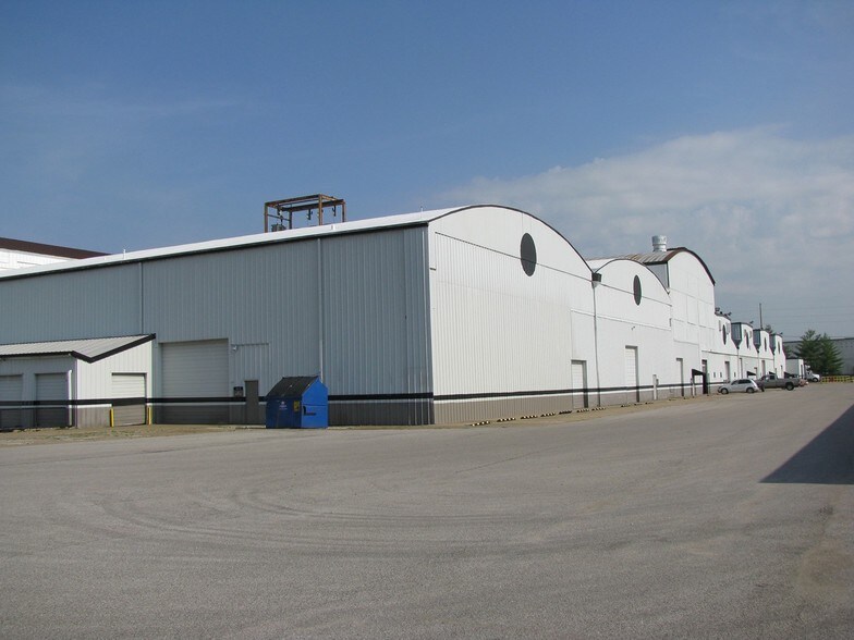 1315 Read St, Evansville, IN for lease - Building Photo - Image 2 of 5