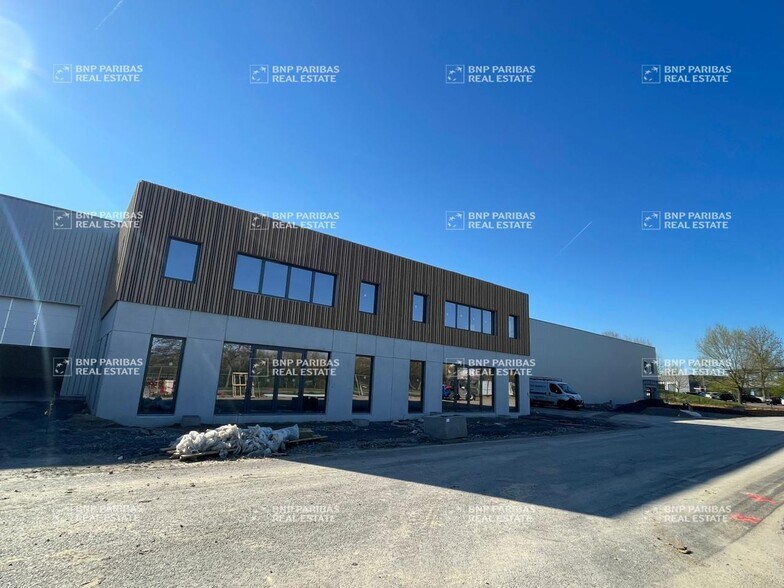 Flex dans Wattrelos à louer - Photo du bâtiment - Image 2 de 11