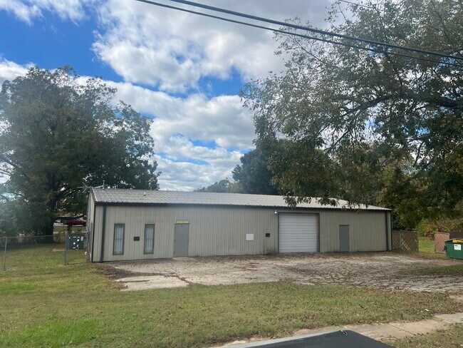 More details for 101 N Webb St, Gastonia, NC - Industrial for Lease