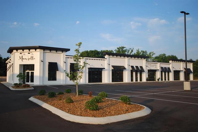 Plus de détails pour 1348 Union University Dr, Jackson, TN - Commerce de détail à louer