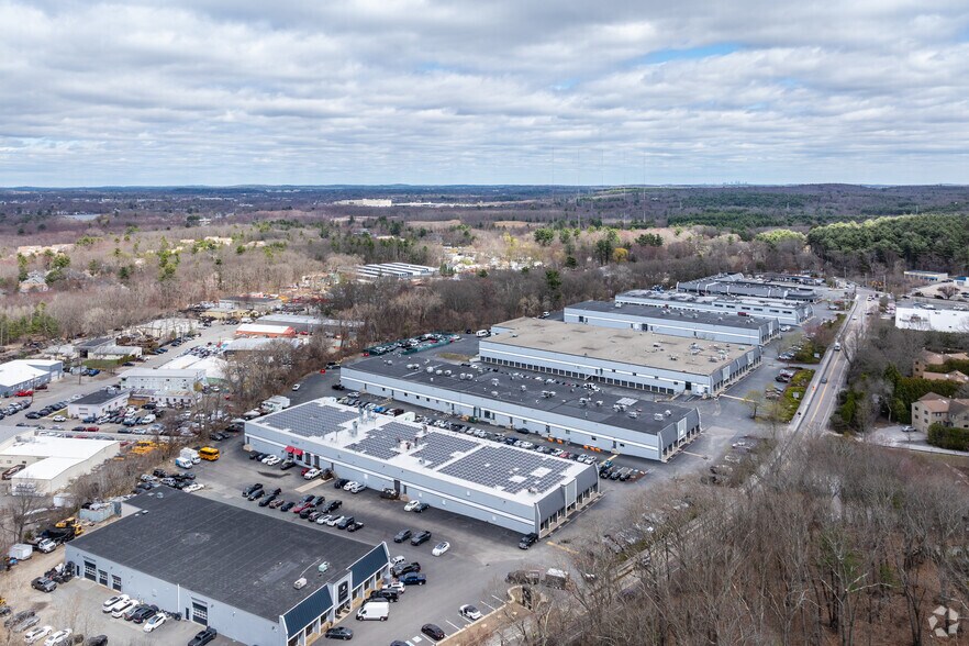 240 Eliot St, Ashland, MA à louer - Aérien - Image 3 de 4