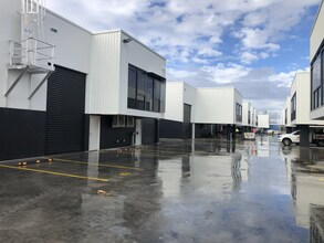 8 Jullian Cl, Banksmeadow for lease Building Photo- Image 1 of 4