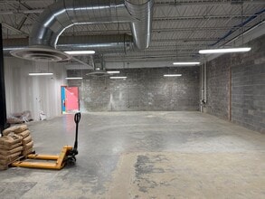 2520-2524 Nicholasville Rd, Lexington, KY à louer Photo intérieure- Image 2 de 6