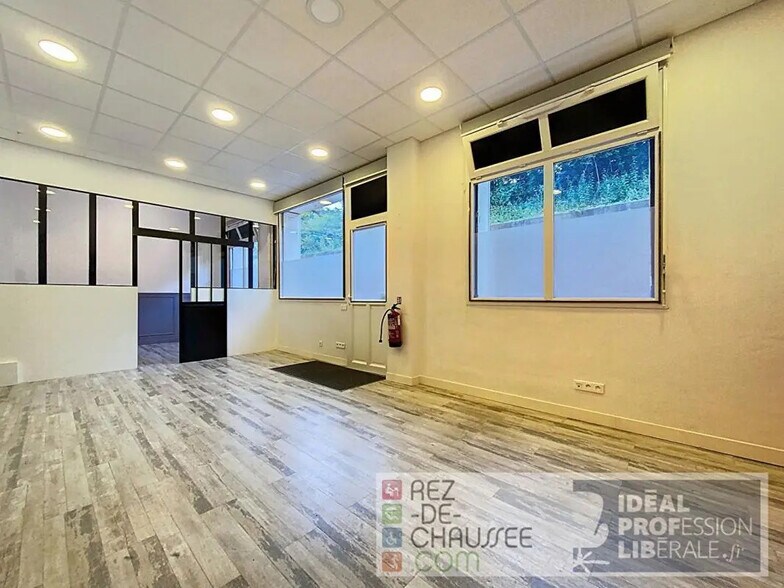 Bureau dans Courbevoie à vendre - Photo intérieure - Image 1 de 8