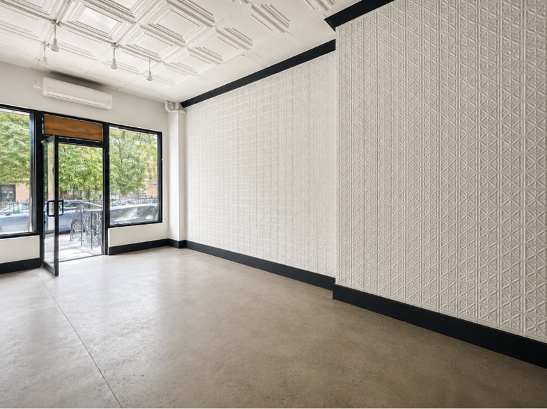 543 E 6th St, New York, NY for lease - Building Photo - Image 3 of 5