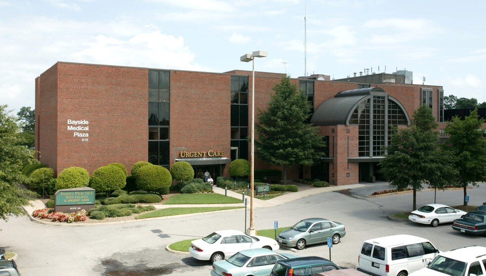 816 Independence Blvd, Virginia Beach, VA for lease - Building Photo - Image 2 of 9