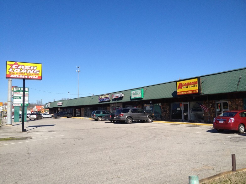 1719-1823 Center Point Pky, Birmingham, AL à louer - Photo du bâtiment - Image 1 de 1