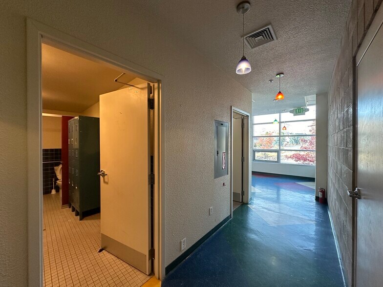 5221 Sigstrom Dr, Carson City, NV à louer - Photo intérieure - Image 3 de 20