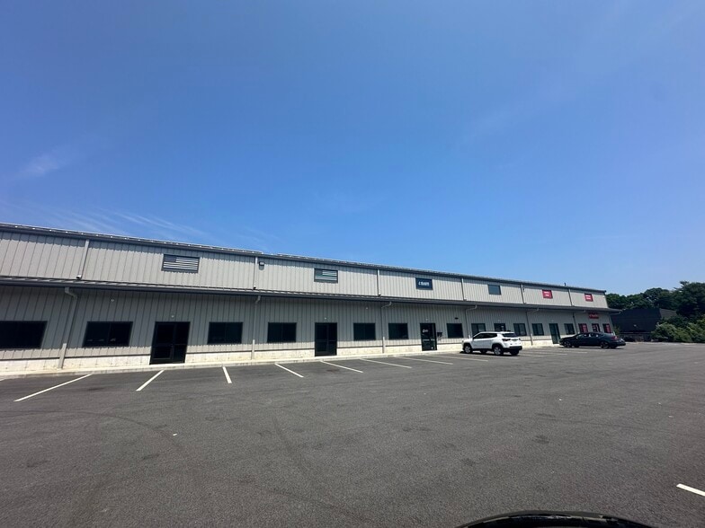1 Royson Dr, Kingston, MA for lease - Building Photo - Image 2 of 10