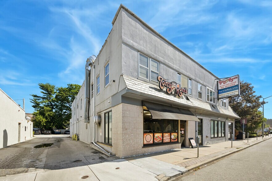 273 Montgomery Ave, Bala Cynwyd, PA for lease - Building Photo - Image 2 of 15