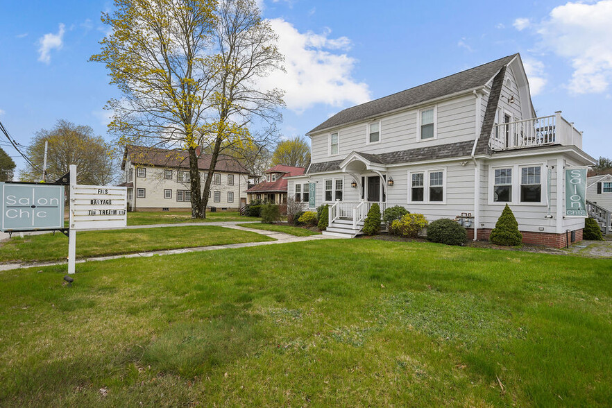 634 Putnam Pike, Greenville, RI à vendre - Photo principale - Image 1 de 1