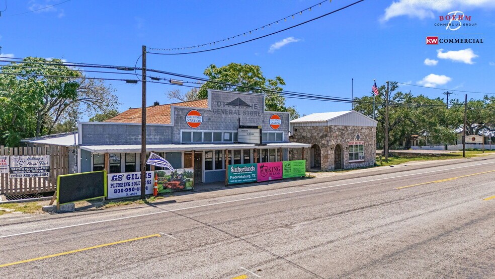 23737 US Hwy 290 W, Harper, TX à vendre - Photo du bâtiment - Image 1 de 10