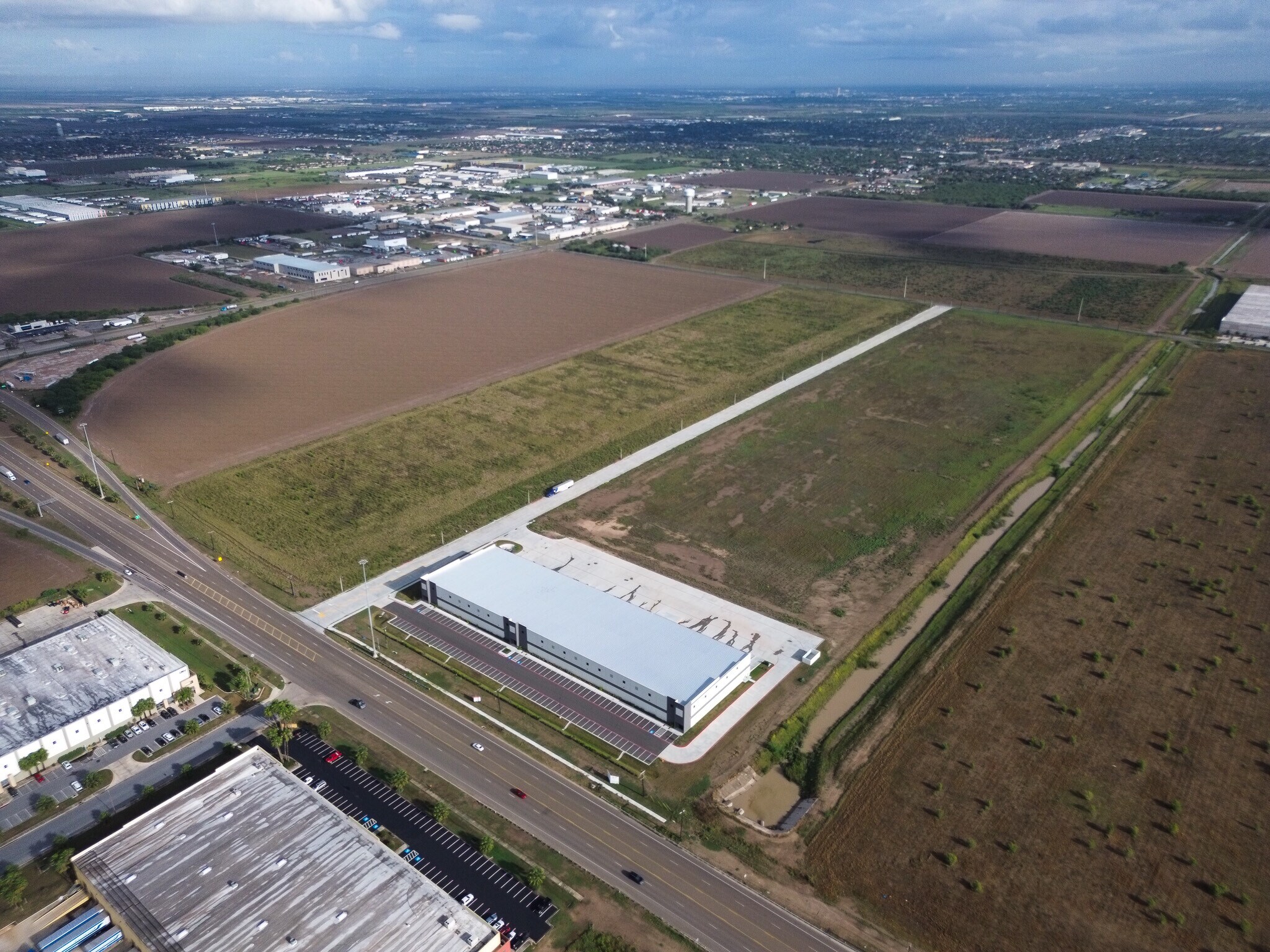 890 Military Hwy, Pharr, TX à vendre Photo principale- Image 1 de 18