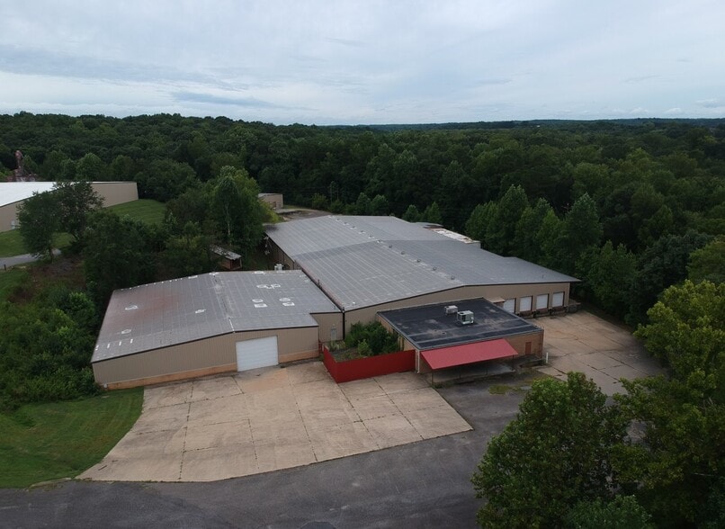 190 Cochrane Rd, Lincolnton, NC à louer - Photo du bâtiment - Image 2 de 12