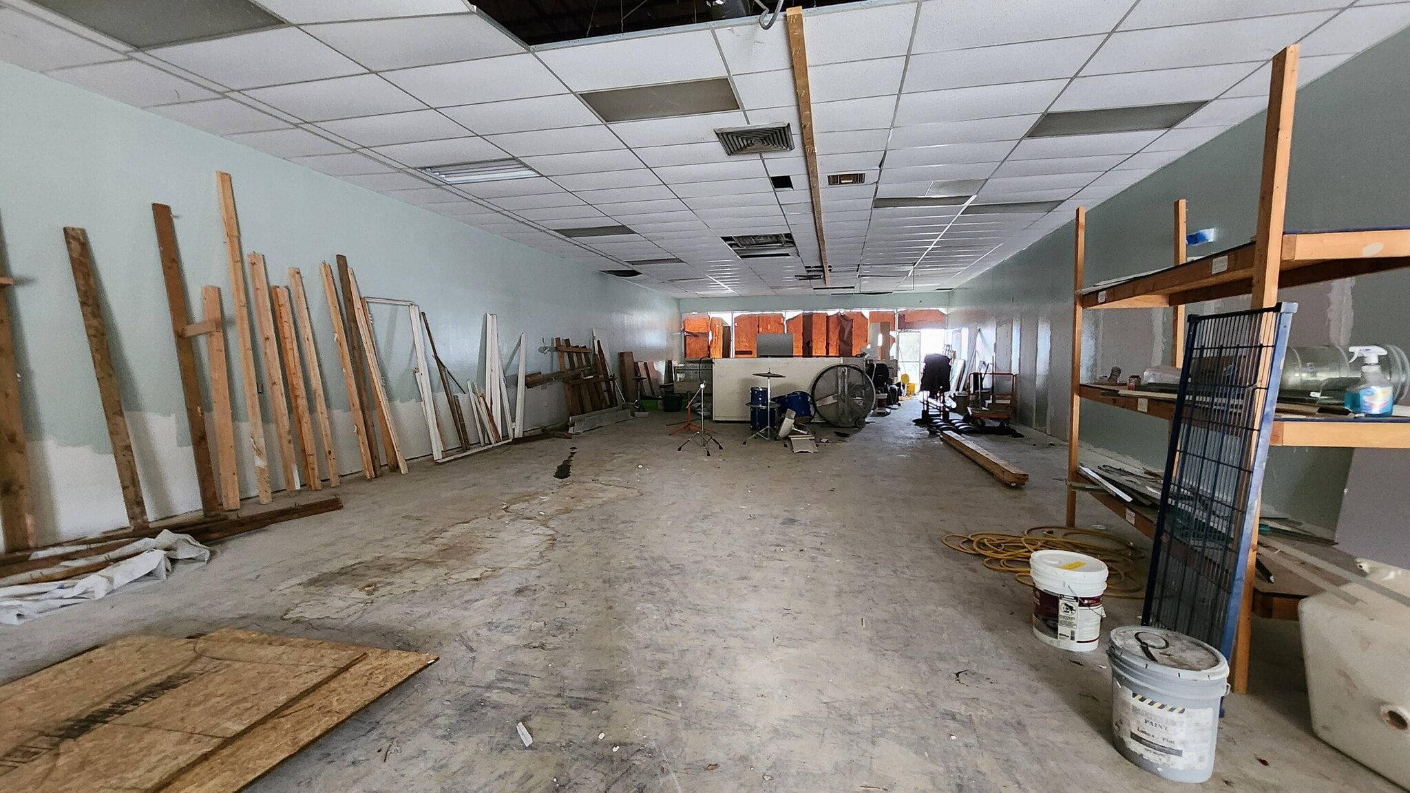 1814-1946 US Highway 19, Holiday, FL à louer Photo intérieure- Image 1 de 7