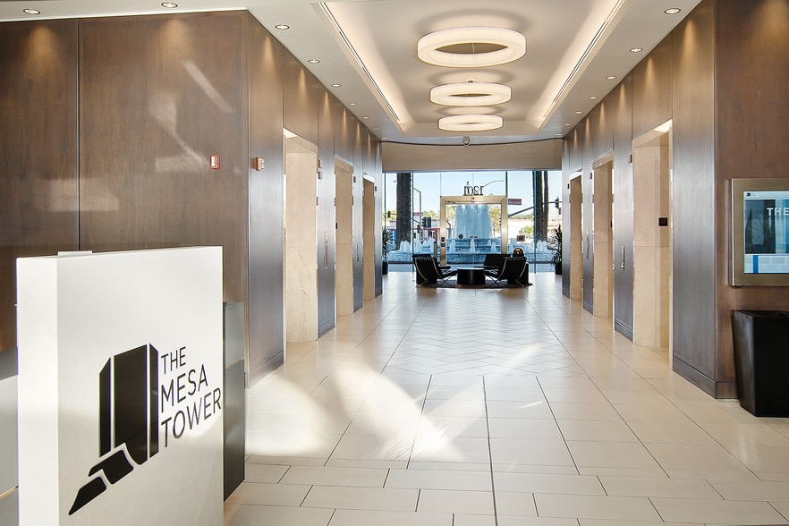 1201 S Alma School Rd, Mesa, AZ à louer - Photo intérieure - Image 2 de 4