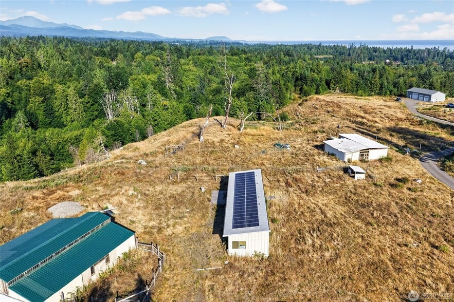 1002 Lemmon Rd, Port Angeles, WA for sale - Building Photo - Image 2 of 27