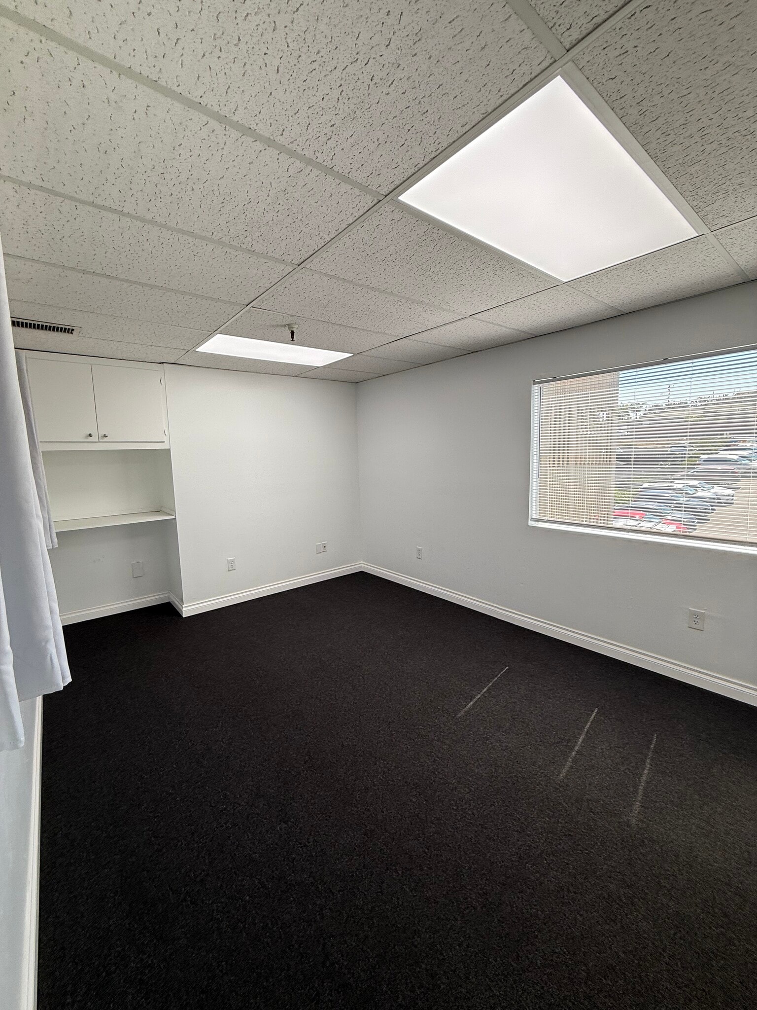 7227 Broadway, Lemon Grove, CA à vendre Photo intérieure- Image 1 de 7