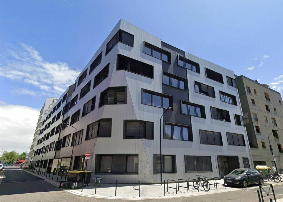Office in Bordeaux for lease Building Photo- Image 1 of 13