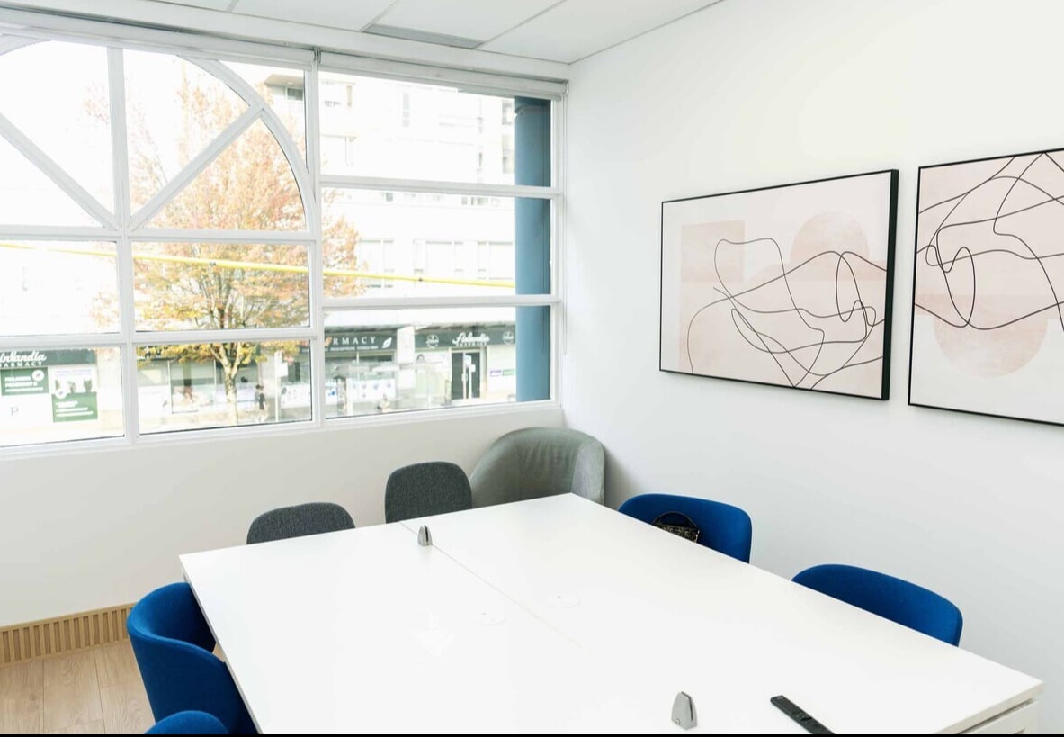 202-1128 Broadway W, Vancouver, BC for lease Building Photo- Image 1 of 6