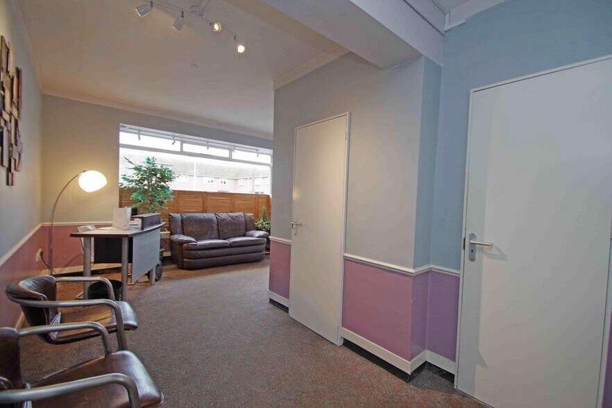 34 Sinodun Rd, Wallingford à louer - Photo du bâtiment - Image 3 de 11