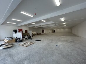 Smallwood St, Redditch for lease Interior Photo- Image 1 of 4