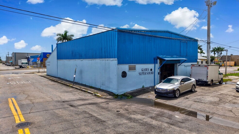 200 S Main St, Belle Glade, FL à vendre - Photo du bâtiment - Image 3 de 11