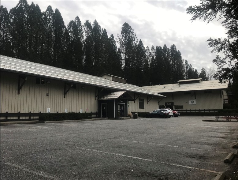 555 Searls Ave, Nevada City, CA for sale - Building Photo - Image 2 of 28