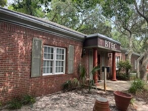 1186 Eglin Pky, Shalimar, FL for lease Interior Photo- Image 1 of 4
