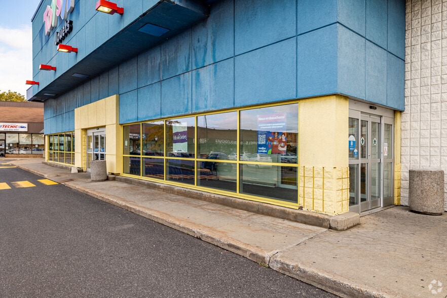 6855 Boul Taschereau, Brossard, QC à louer - Photo du bâtiment - Image 3 de 3