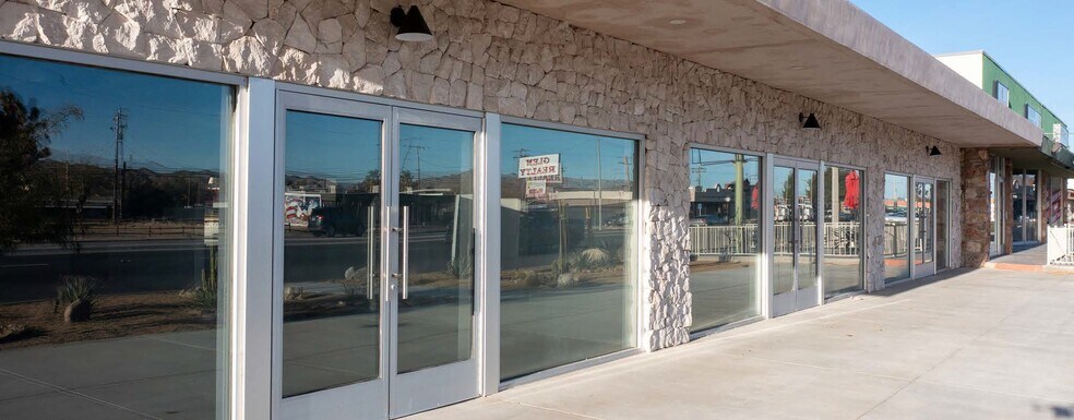 55684 Twentynine Palms Hwy, Yucca Valley, CA à vendre - Photo du bâtiment - Image 3 de 35