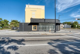 Plus de détails pour 801 SW 1st St, Miami, FL - Vente au détail à vendre