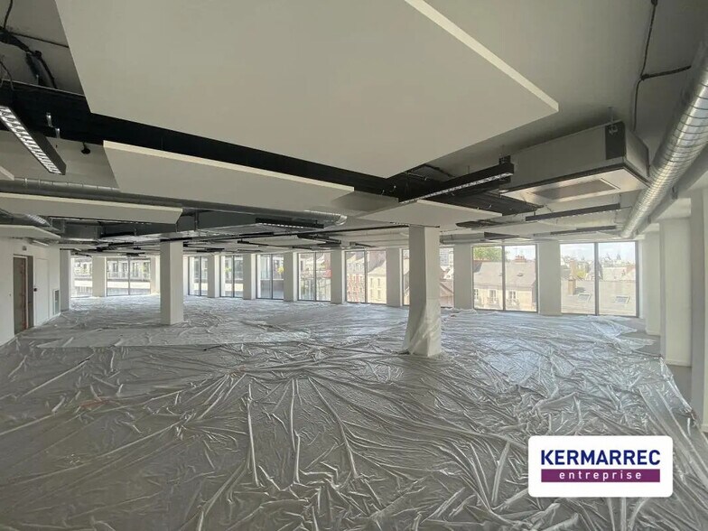 Office in Rennes for lease - Interior Photo - Image 3 of 4